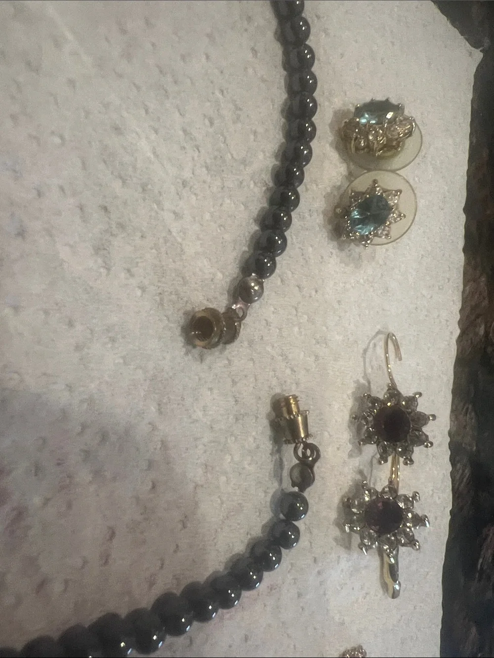 Women's Hematite and Pearl Beaded Necklace with Matching Earrings